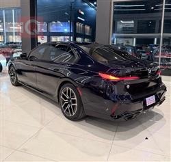 بي ام دبليو الفئة 7